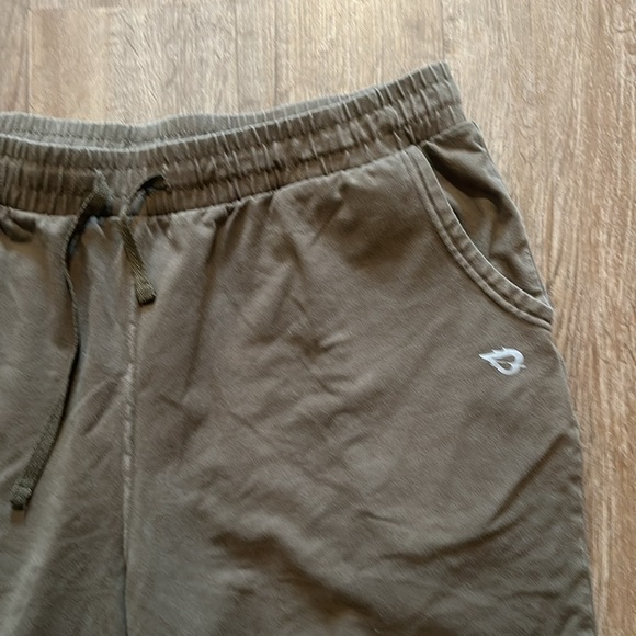 BALEAP SHORTS SIZE(XXL) - Picture 4 of 7